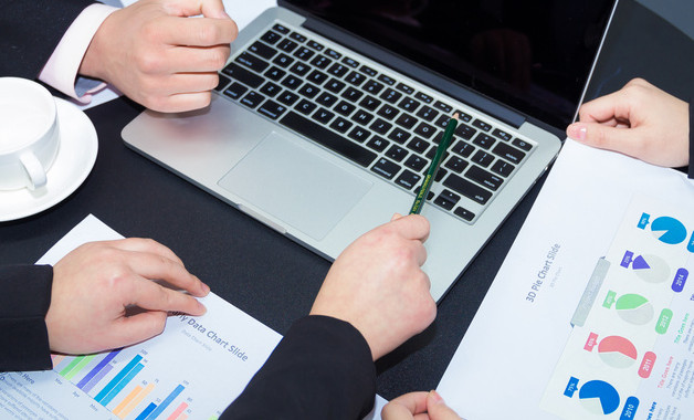 实用的销售年终工作总结模板集合