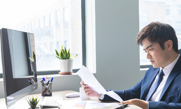 2025年员工试用期工作总结1000字